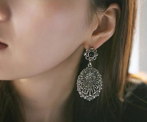 Как почистить серебряные серьги в домашних условиях