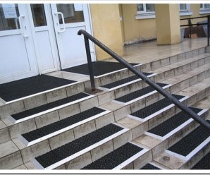 В чём преимущества алюминиевых накладок?