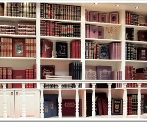 коллекция антикварных книг